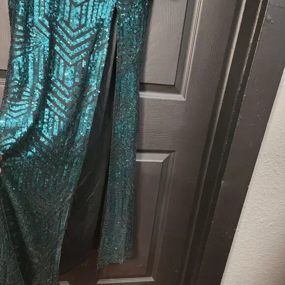Lulus 'Dazzling Magic' Teal and Black Sequin Strapless Maxi Dress - Picture 8 of 16